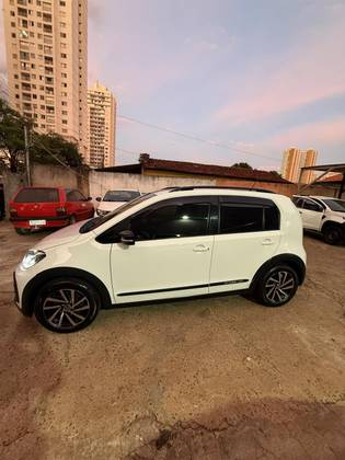 VOLKSWAGEN UP 1.0 TSI PEPPER 12V FLEX 4P MANUAL VOLKSWAGEN UP 1.0 TSI PEPPER 12V FLEX 4P MANUAL